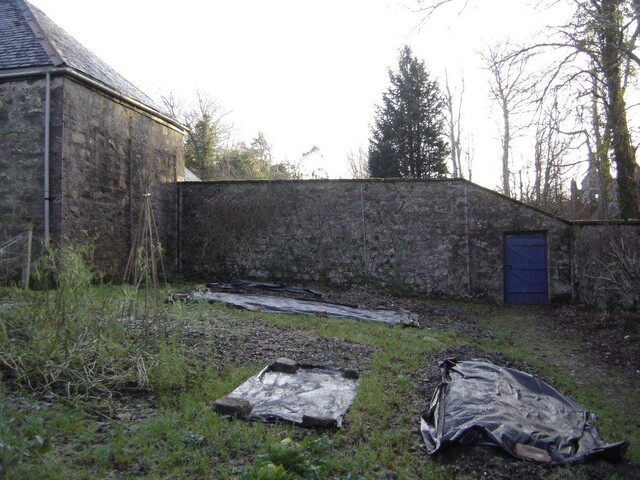 17. South garden wall - inside walled garden.jpg