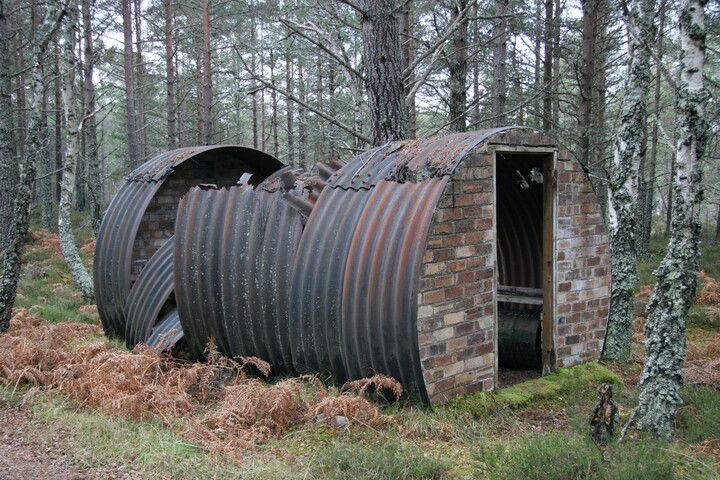 CT-ST 27 Nissen hut 1.JPG