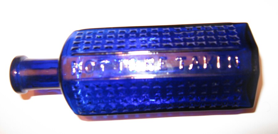CT-SS 14 Poison bottle.JPG