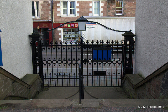 Old High Kirk graveyard, Inverness,_6681038843_m.jpg