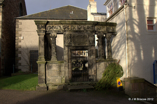 Robertson Mausoleum, Old High Kirk graveyard, Inverness_6681111357_m.jpg