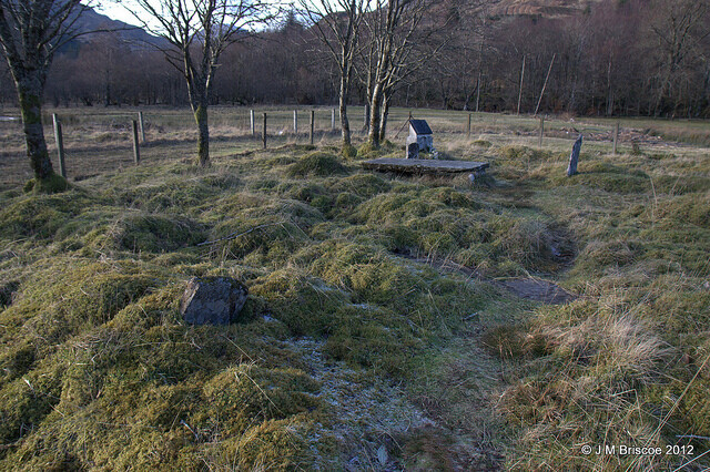 Burial Ground, Glenfinnan_6816943615_m.jpg