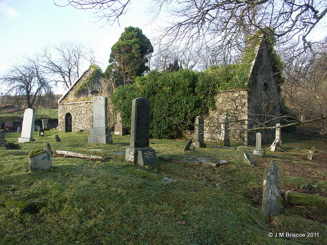 Old Parish Church of Sleat, Kilmore, Skye_6447970615_m.jpg
