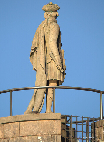 Glenfinnan Monument_6831357571_m.jpg