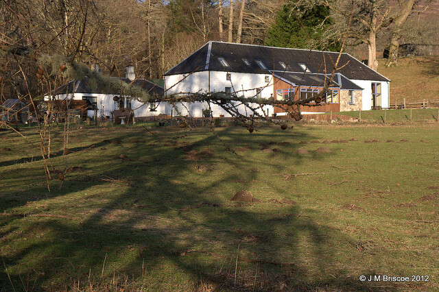 Tirindrish House_6792200643_m.jpg