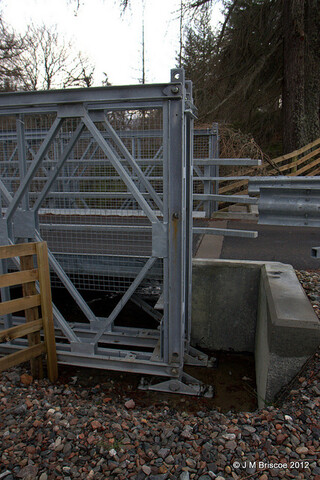 New Inverlair Bridge_6703060983_m.jpg