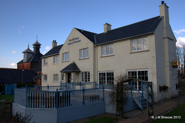 Distillery House, Glenlochy Distillery, Fort William_6791354443_m.jpg