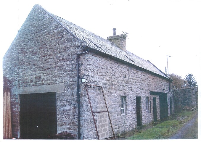 Outbuildings nr Glen Suie 2.jpg