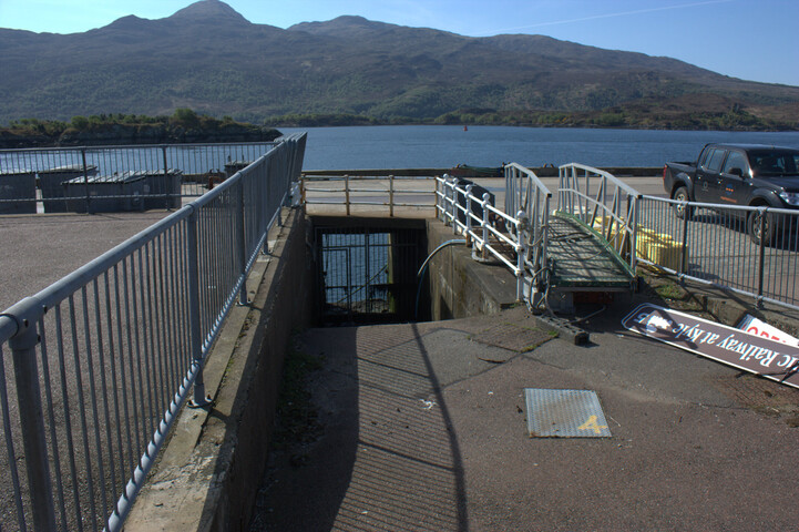 JMBriscoe_Kyle_of_Lochalsh_Station_2.jpg