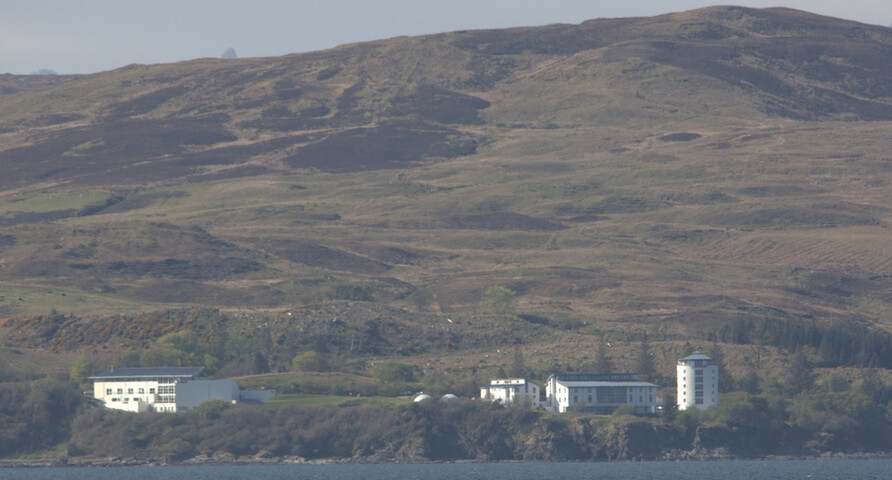 JMBriscoe_Sabhal Mòr Ostaig.jpg