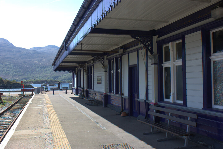 JMBriscoe_Kyle_of_Lochalsh_Train_Station_12.jpg