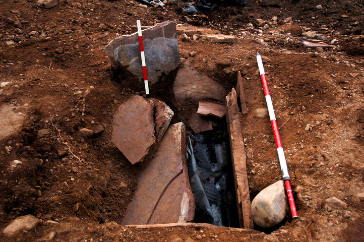 EHG3892_Torbreck_Cist_2.jpg