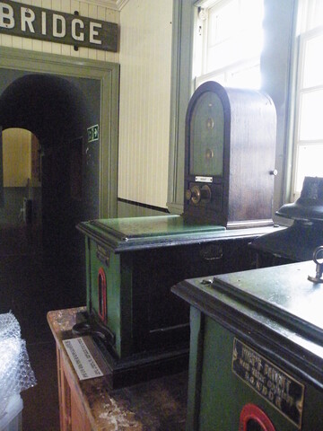 EHG3902_Booking office, tablet instruments.JPG
