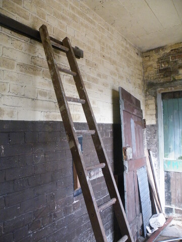 EHG3902_Store, north wall.JPG
