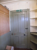 EHG3902_Waiting room door.JPG