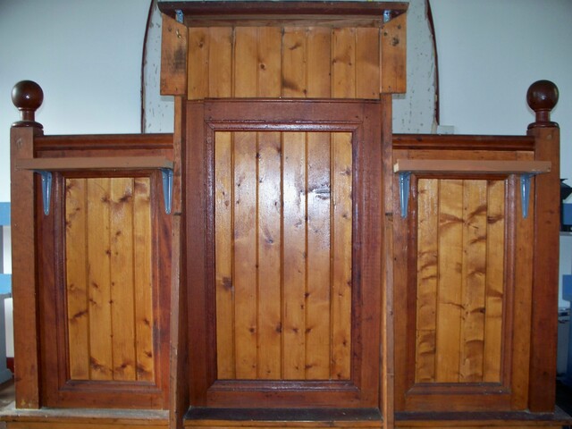 EHG3841_PULPIT.jpg