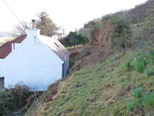 EHG3963_No 5 - 8 Balmeanach from slightly above - North.jpg