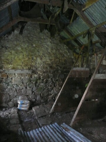 EHG3966_Photo 6-Byre gable end interior.jpg