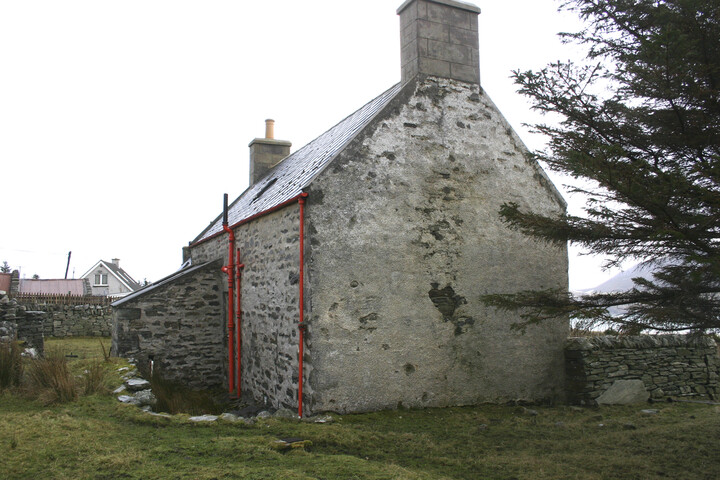 EHG4016_image_03.jpg