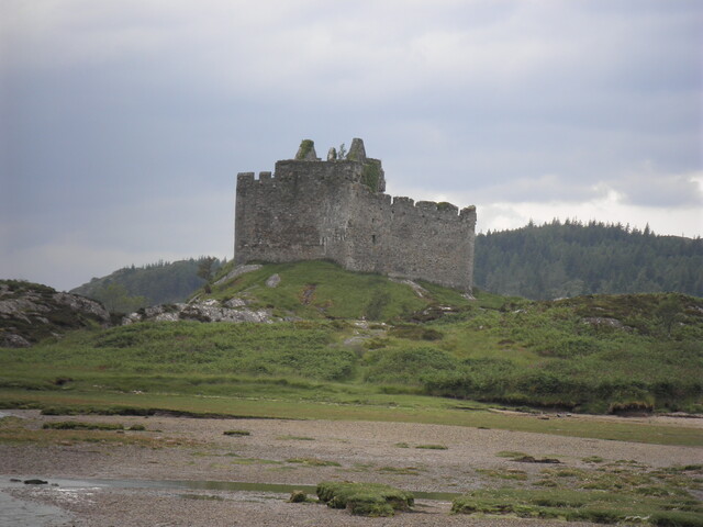 MHG45417_CastleTioram3.JPG