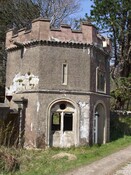 MHG17229_gazebo1.jpg