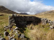 MHG56852_DSC00084 Mullardoch Building 9, detail of west wall.jpg