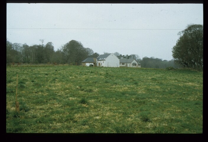 12843b.jpg