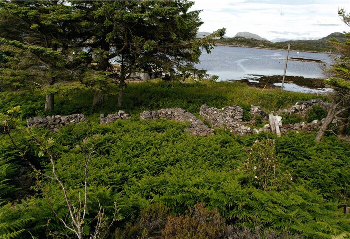 EHG4695_3. looking NE.jpg