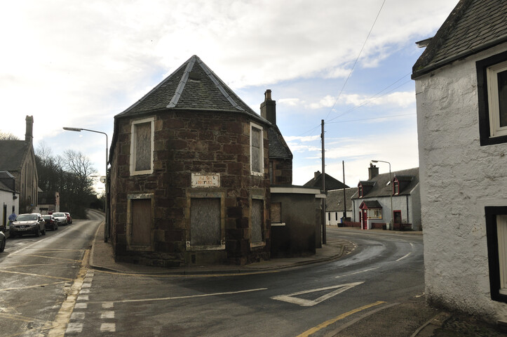 EHG4718_66HighStreet(AlmaArms).jpg
