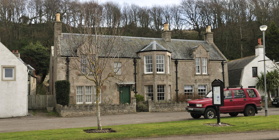 EHG4718_EskdaleHighStreet_1.jpg