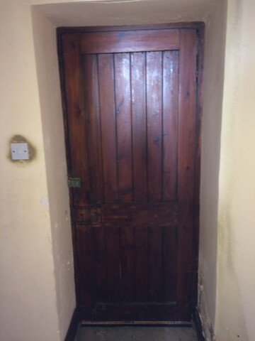 EHG4786_Back door inside.JPG
