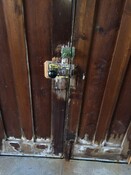 EHG4786_front door inside.JPG