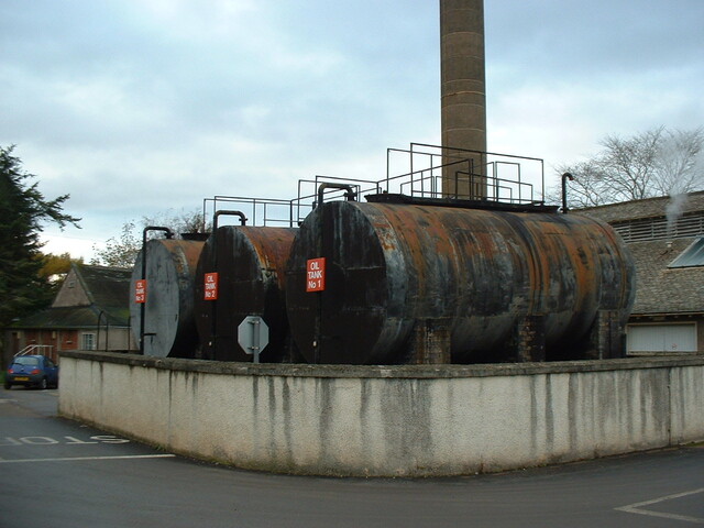 RN2 - oil tanks.JPG