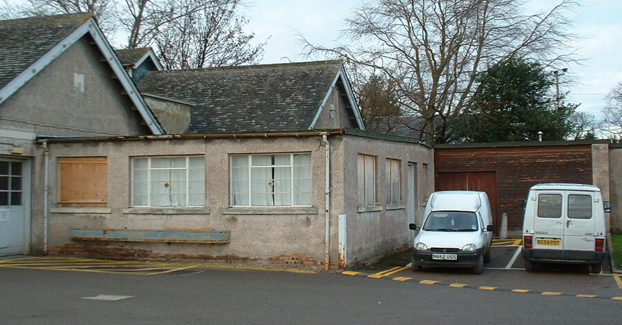 RNI - laundry2.JPG