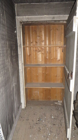 EHG5195_Little Budgate Dinning room Cupboard.JPG