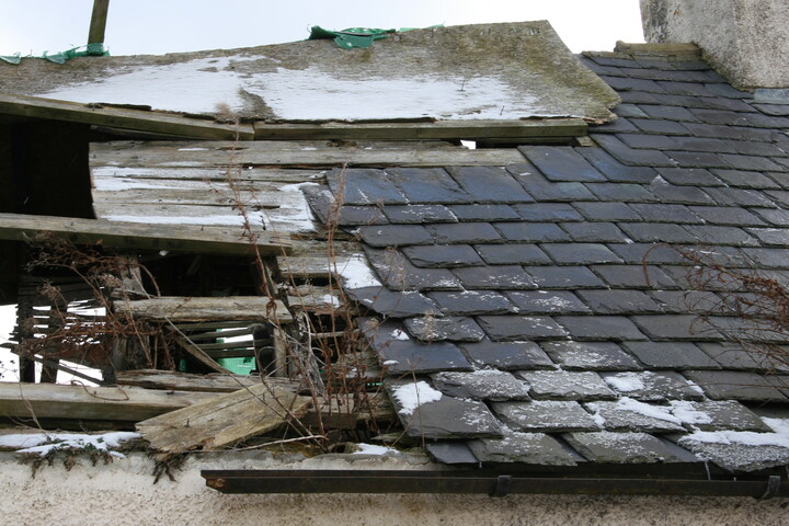 EHG5195_Little Budgate Roof Damage (2).JPG