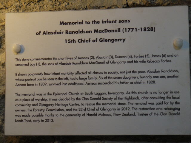 EHG5246_Plaque with memorial.JPG