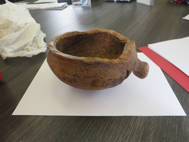 1990.7_Brackadale bowl (1).JPG