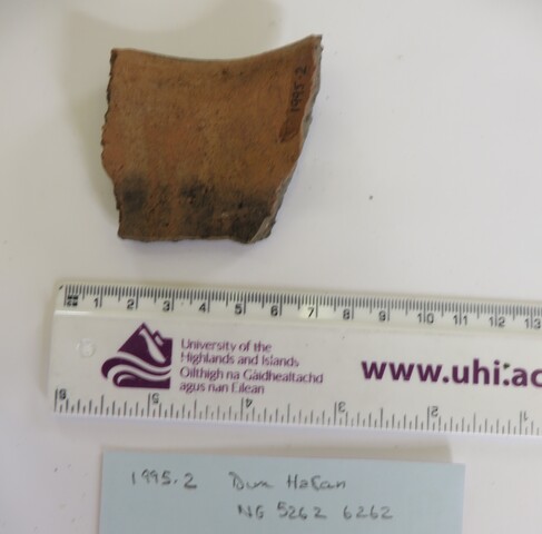 1995.2_Dun Hasan sherd (2).JPG