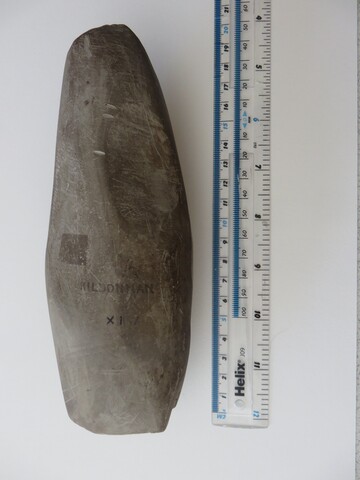 SHG28509_X1_KildonanAxehead_2.jpg