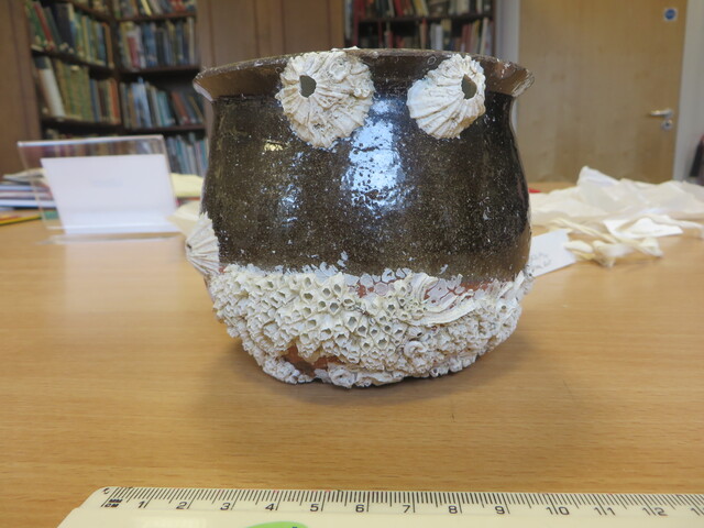 Loch Sligachan medieval pot (3).jpg