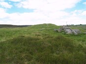 NC50NE0037 - Chambered Cairn 01.JPG